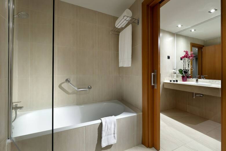 Hotel Exe Rey Don Jaime