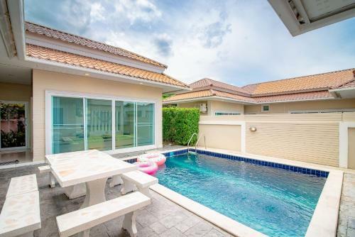 ??? ?????? ????????? Beach Hua-hin Pool Villa
