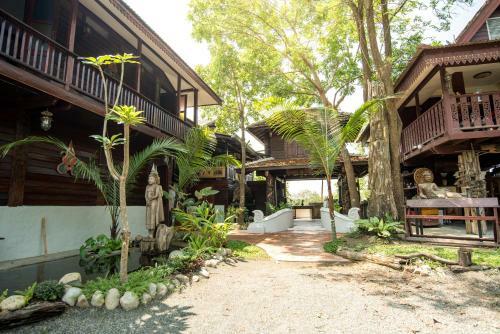 Boon Home Stay Art & Craft