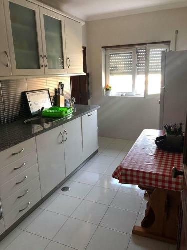 Apartamento T3 Sobre A Praia