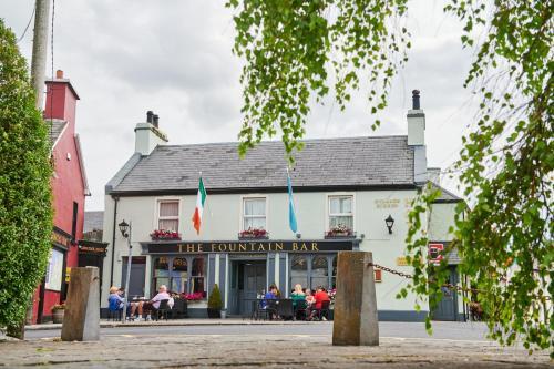 Hylands Burren Hotel