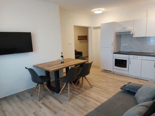 Apartments Velinka