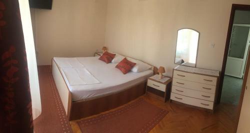 Hostal Apartments And Rooms Krstina