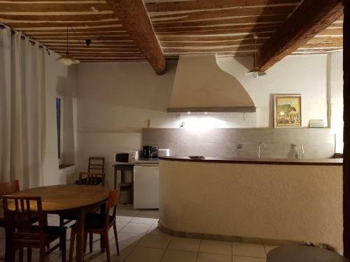 Apartamento Plein Pieds Au C?ur de Cassis