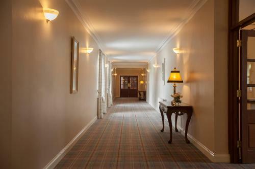 An Ch�irt, Gweedore Court Hotel