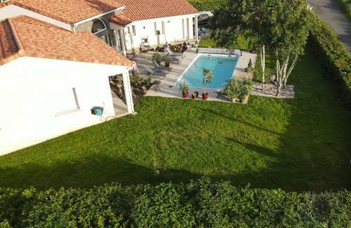 La Cl� Des Anges Avec Piscine Chauff�e