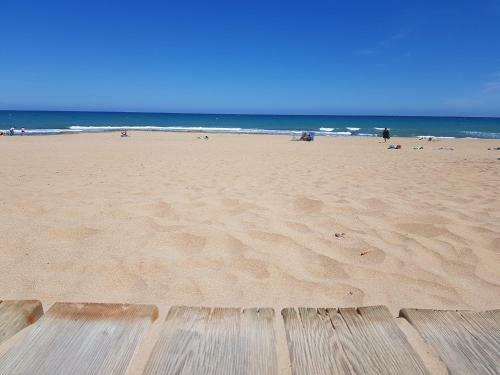 A Un Paso Del Mar La Mata