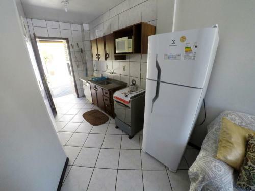 Apartamento Aptos Quadra Mar Bombas