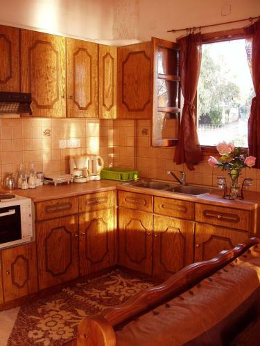 Elpidas Holiday House