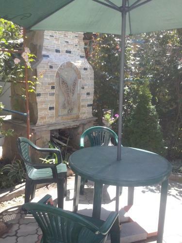 Hostal Guest House Cozy Near Arcadia