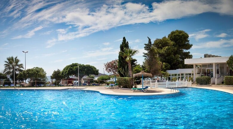 Hotel Iz�n Cavanna