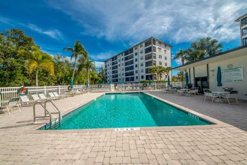 Estero Cove #232