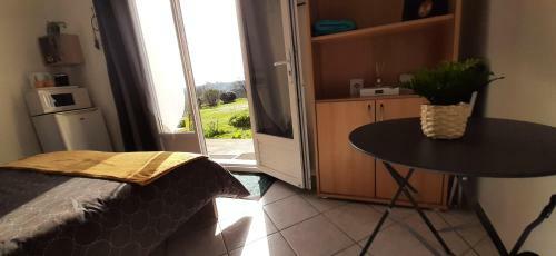 Chambre Calme Avec Piscine