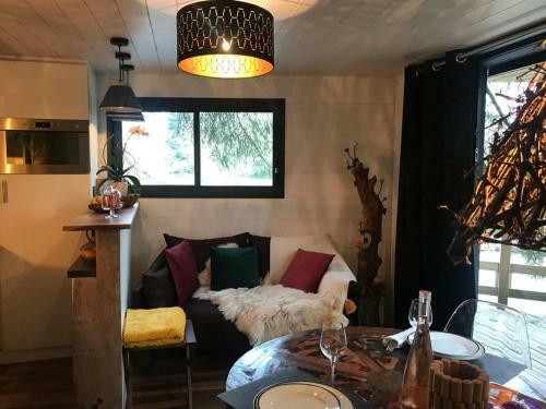 Cabane Dans Les Arbres Avec Spa Les Cabanes de Koad'dour