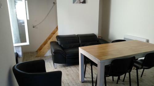 Maison Bord de Mer Vieux Chapus + D�pendance