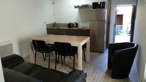 Maison Bord de Mer Vieux Chapus + D�pendance