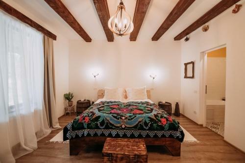 Hostal Casa De Sub Munte
