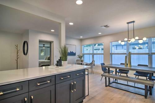 Sleek Redington Beach Retreat With Lanai, Grill