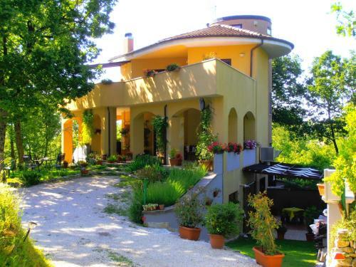 Bed & Breakfast Villa Almelia