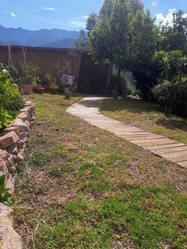 Bed & Breakfast Mare E Legnu