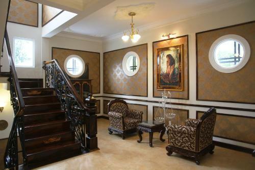 Bed & Breakfast Villa Vista - Highlands Home
