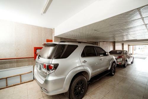 Amis Hotel