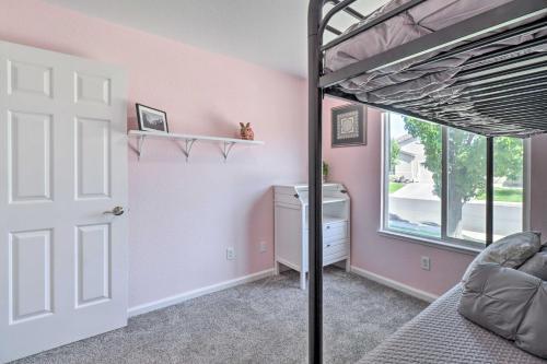 Family Reno Home With Spacious Yard And Fire Pit