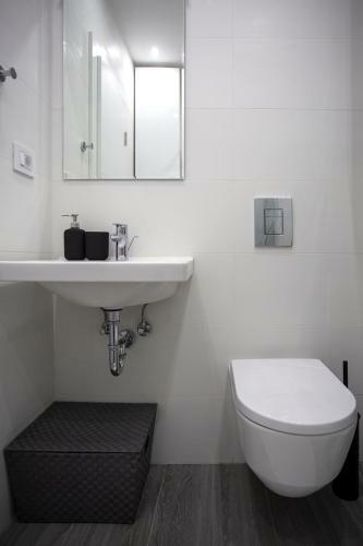 Dk Apartment