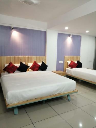 The White Orchid Luxury Service Apartments