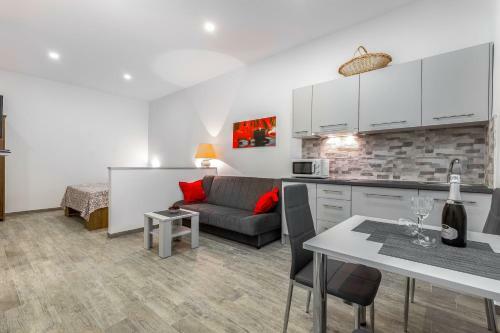 Apartamentos Phanas