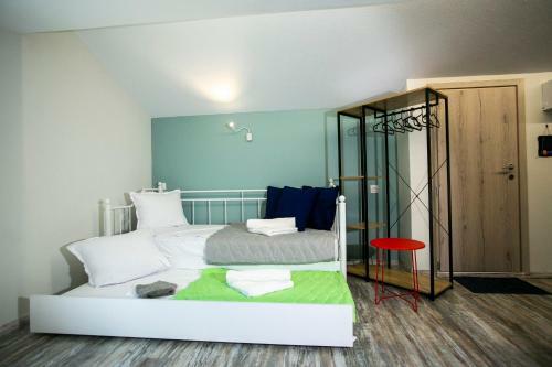 Le An Apartments Thea