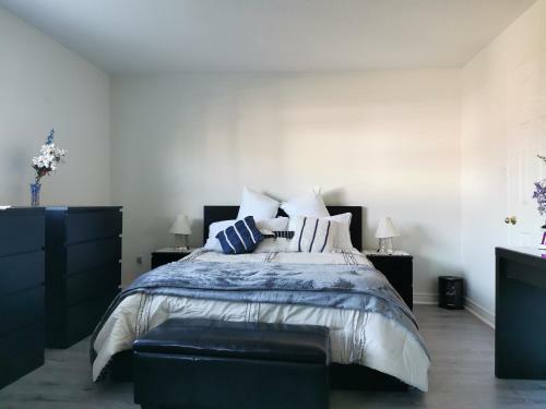 Bedroom #1 With Ensuite Washroom