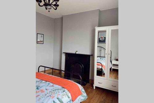 Beautiful Seafront Apartment-hastings Old Town 2+2