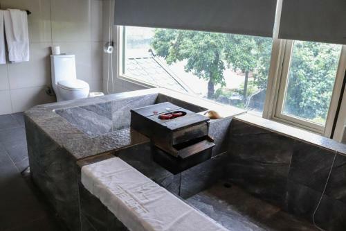 Hotel The Loft Seaside Suites