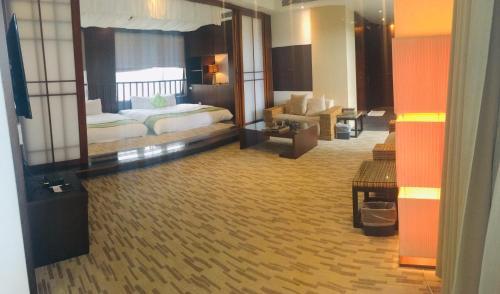 Hotel The Loft Seaside Suites