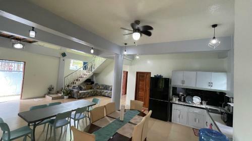 Villa Charming Apartelle With Swimming Pool -exclusive