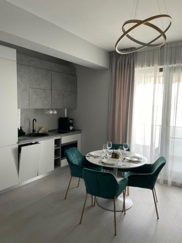 Sia Apartament Building Stefan Lake