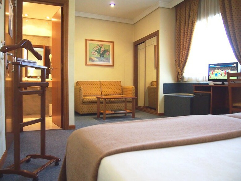 Hotel Ciudad De Compostela