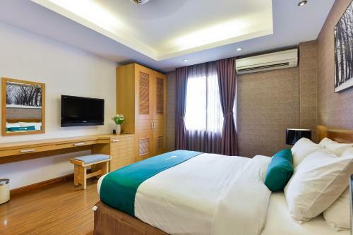 Aries Hotel