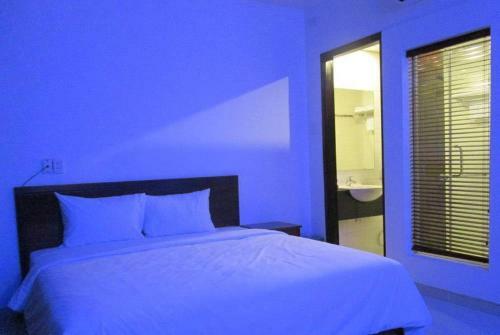 Apogee Hotel