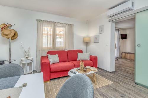 Holiday House Krase With Private Pool