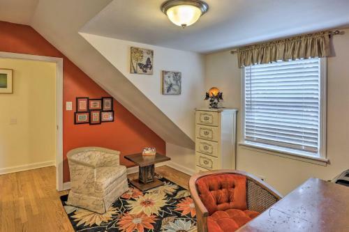 Inviting Whitefish Bay Getaway With Large Yard!