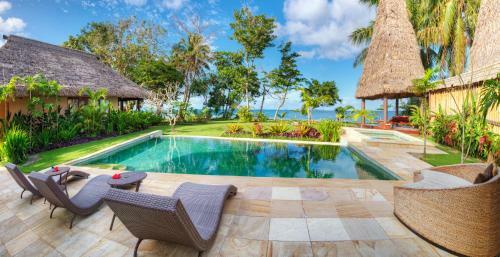 Hotel Nanuku Resort & Spa