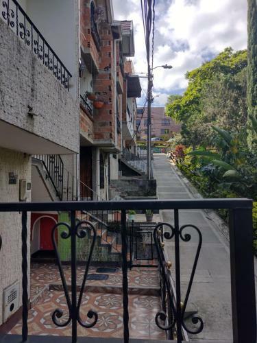 Aparta Estudio Robledo