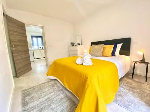 Brighthouse - Modern Apartments In S�tio Nazar�