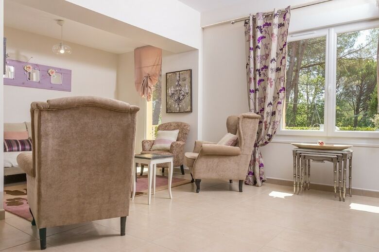 Bed & Breakfast La Maison de La Cigale