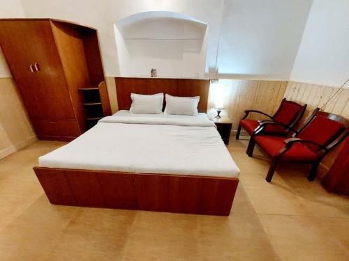 Hostal Room In Lodge - Duplex Suite 2 - Enjoy Your Ultimate Workations
