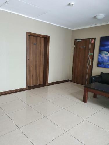 Apartament Planeta 300 Z Gara?em