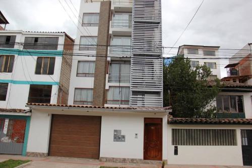 Hermoso Apartamento Amoblado En Cusco De 105 Mts.