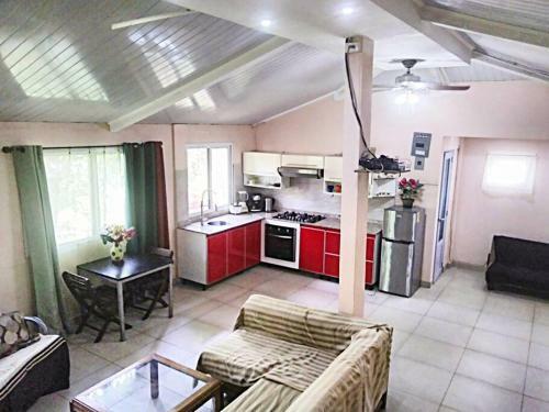 Bungalow In Heart Of Jungle Close To Panama City